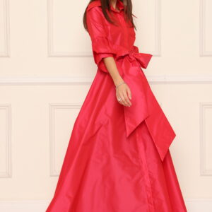 Red collar dress with designed sleeves